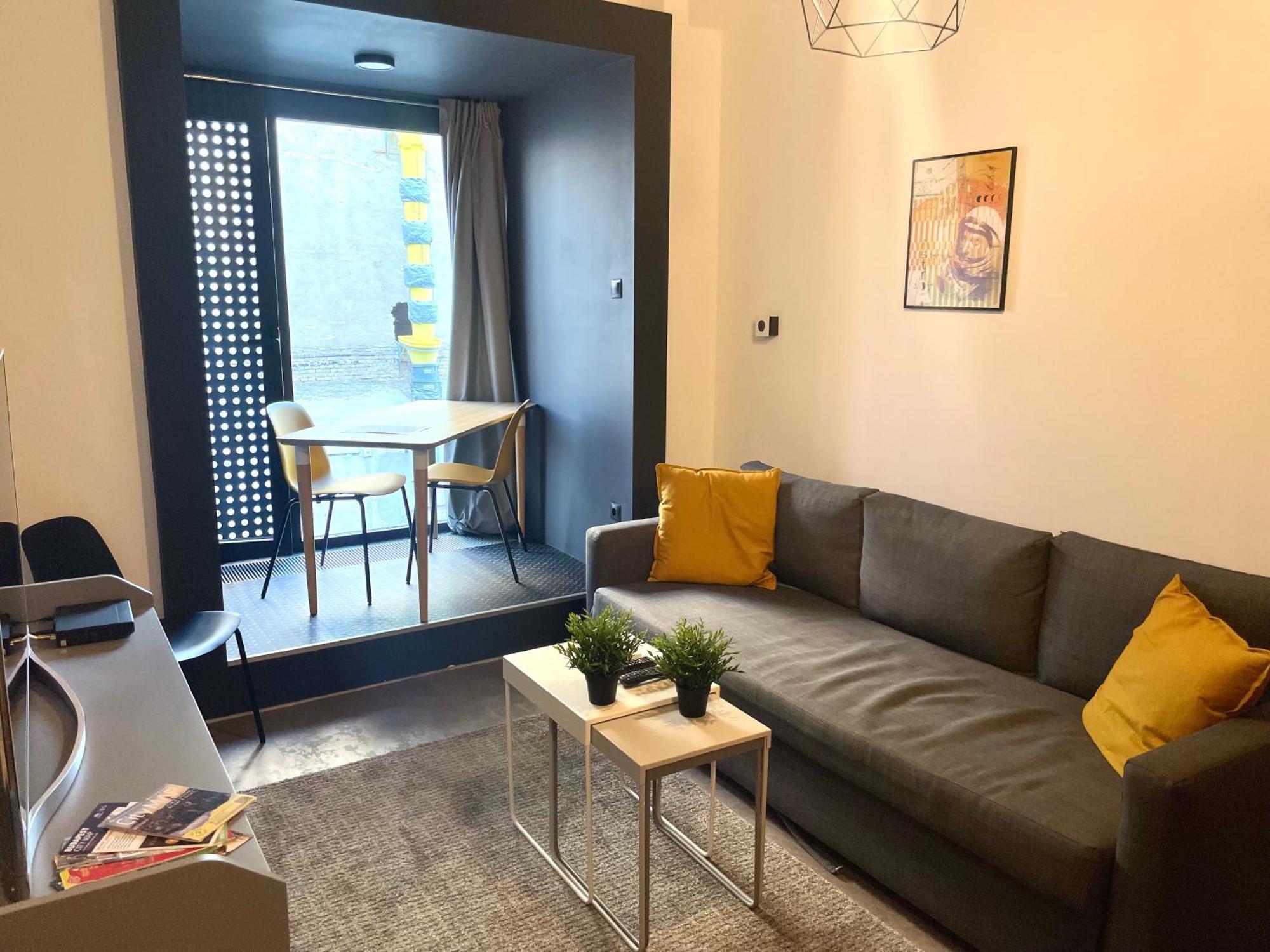 Studio Apartment By Hi5- Rottenbiller Apartment Budapest Exteriör bild